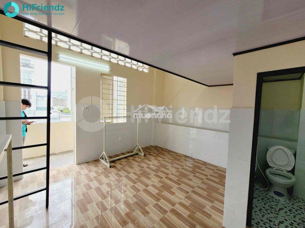 Duplex siêu rộng thoáng thang máy gần ueh sát quận 10 ở được 3-4 bạn - Ảnh 2