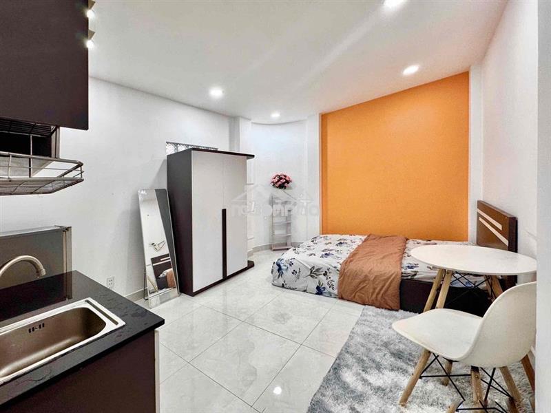 Studio phú nhuận