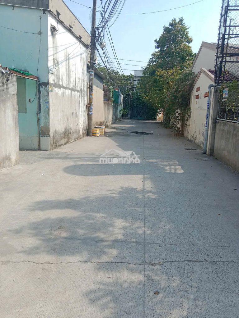 Bán đất có sẵn 11 phòng , thu nhập ~19tr/tháng .giá  7 tỷ.