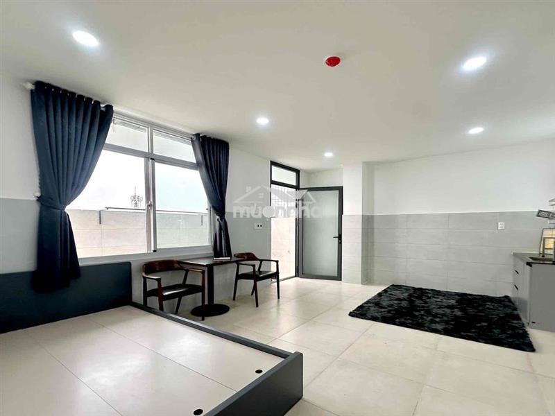 Chính chủ căn hộ full nội thất - ban công - 40m2 - máy giặt riêng
