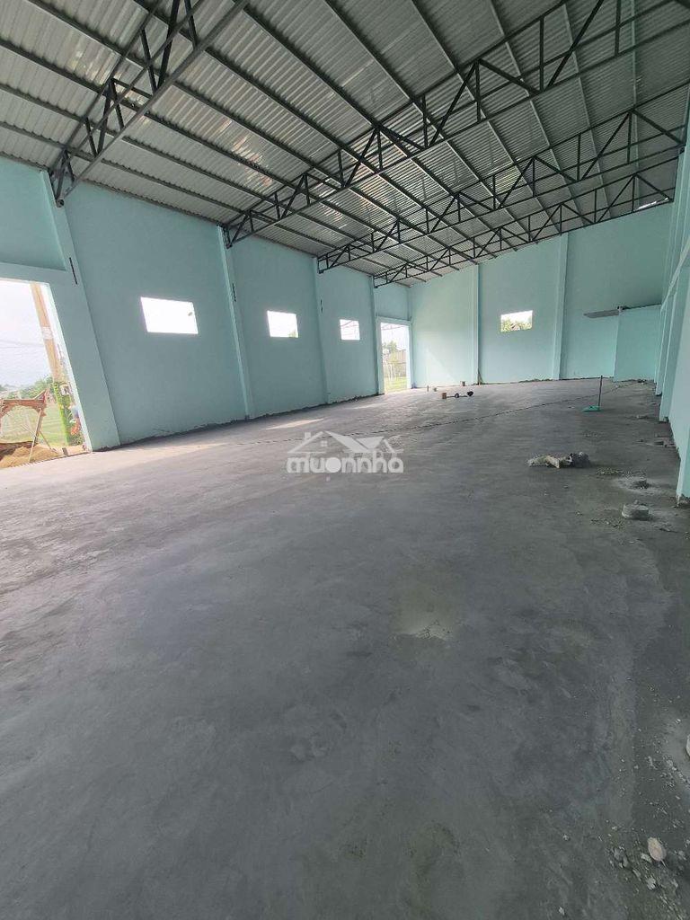 Cho thuê xưởng 250m2 giá thuê 15 triệu /tháng