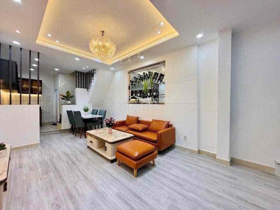 Cho thuê nhà full nội thất đẹp, 2 tầng , 40m2, 2pn/2wc, đường lê lai - 2