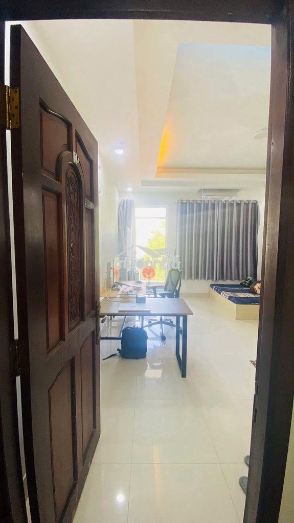 Giáp quận 7 - phòng ban công - full nt- cửa sổ trời - thoáng mát - Ảnh 2