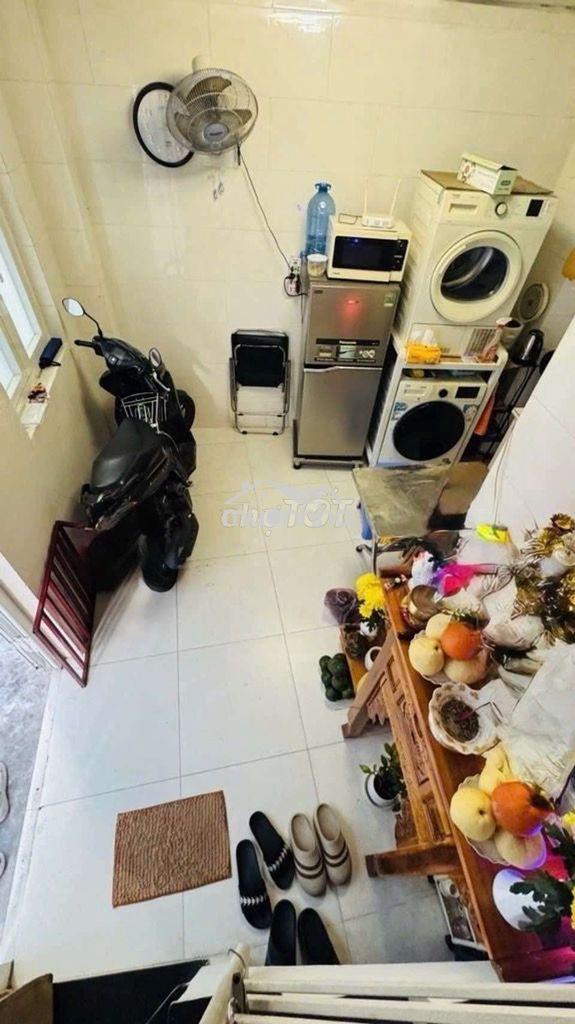 Nhà thờ chợ quán - trần bình trọng - trần hưng đạo - chỉ 3 tỷ 2 - Ảnh 2