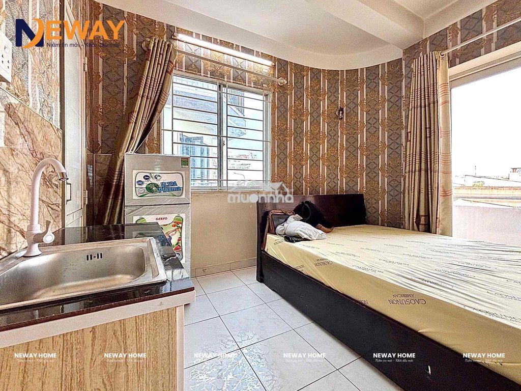 Phòng ban công siêu thoáng - đầy đủ nội thất đối diện đầm sen - Ảnh 2