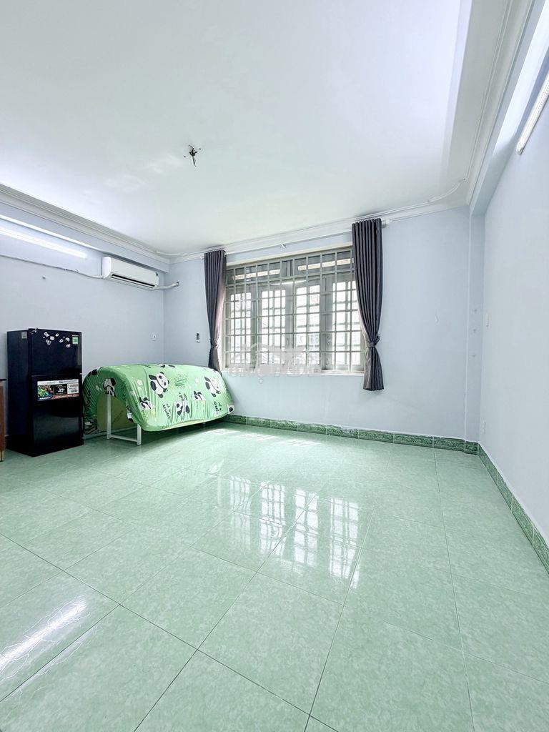 Phòng studio q10 - full nt - cửa sổ trời đón nắng - giá 5tr/tháng