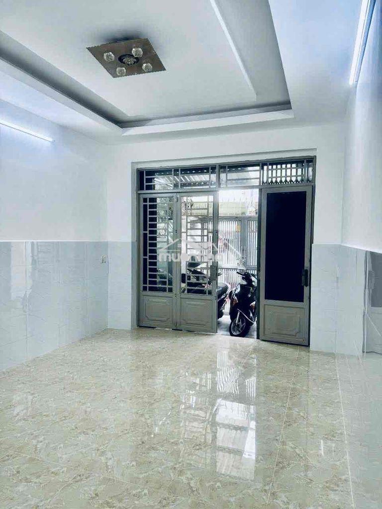 Nhà rộngthoáng,dài 14m,2p. ngủ +1 p. lv sân trồng cây, 1trệt 1lầu ok - Ảnh 2