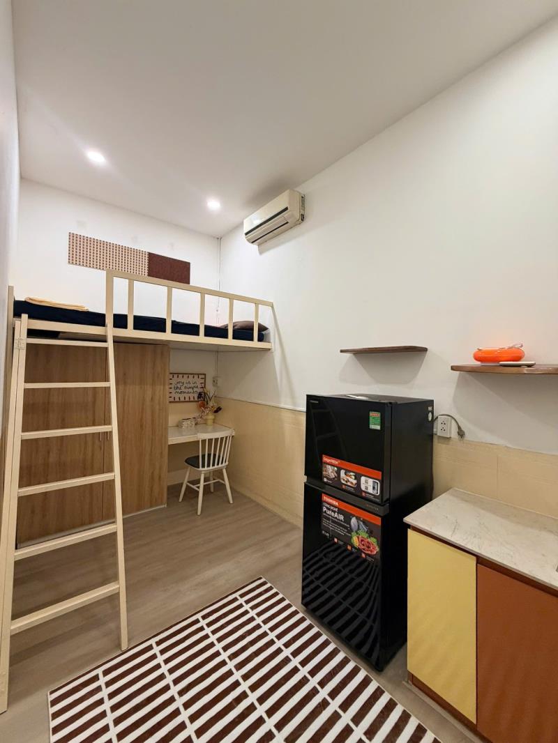 Phòng trọ duplex cho thuê ngay trung tâm quận 1 - đường trần hưng đạo, quận 1 - gần đại học sài gòn, đh khoa học tự nhiên tphcm