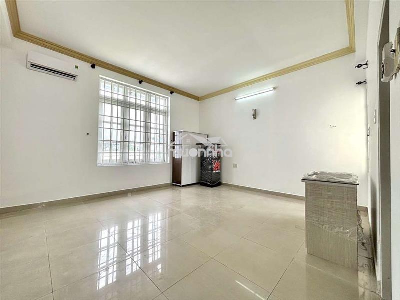 Phòng mới 100% cửa sổ siêu to đi bộ ufm chợ tân mỹ quận 4 quận 1