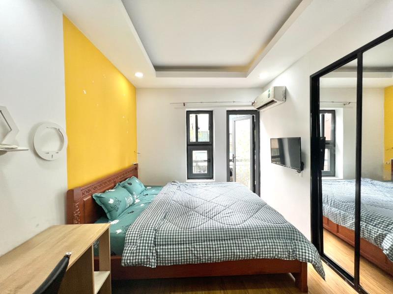 Studio ban công gần đh kinh tế, sư phạm, chợ an đông