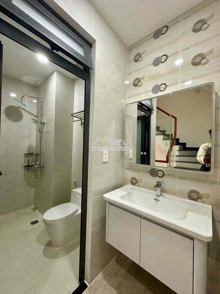 Cho thuê nhà mới xây trung mỹ tây q12 3lầu 5pn 5wc hem xe tải 13,5tr - Ảnh 2