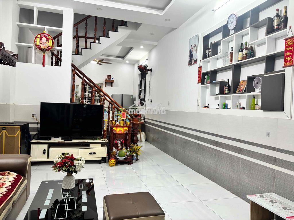 Chính chủ cần bán nhà đẹp hẻm ô tô – tặng toàn bộ nội thất - Ảnh 2