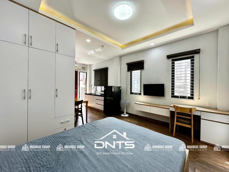 Căn hộ bancony gần trường đh kinh tế isb, chợ tân định, cv lê văn tám