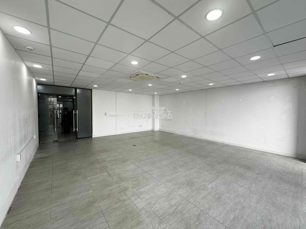 55m2 - trung tâm q10 - toà nhà góc 2mt - có ban công thoáng - Ảnh 2