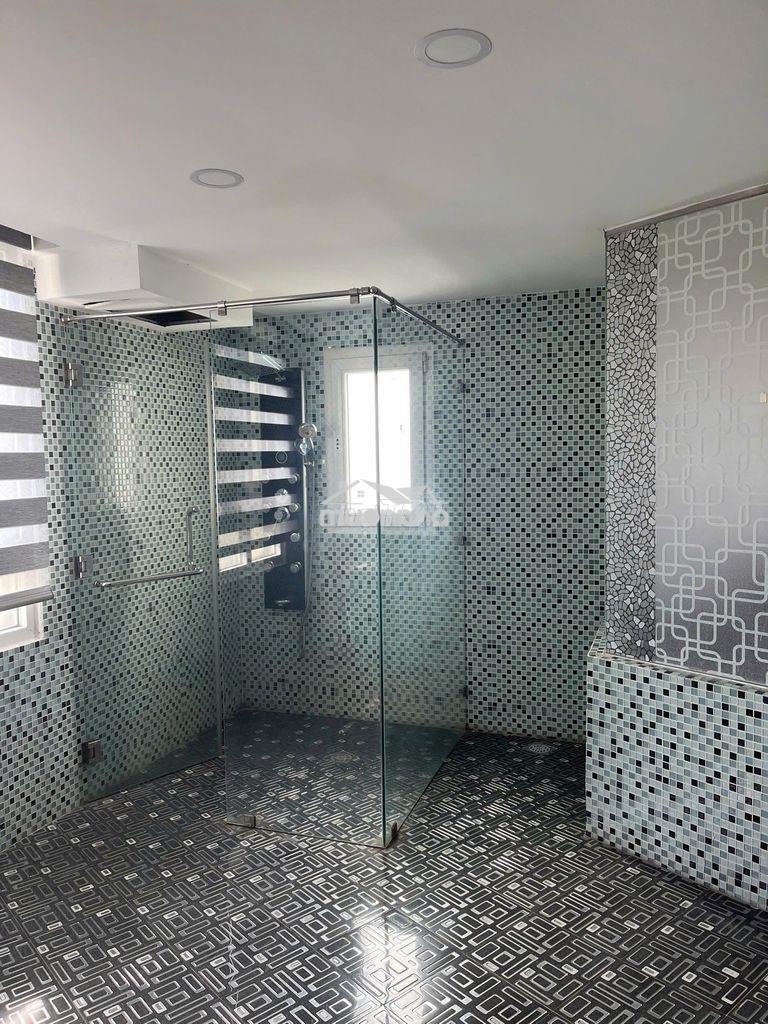 Cho thuê căn hộ hùng vương plaza đầy đủ nội thất có thể ở ngay - Ảnh 4