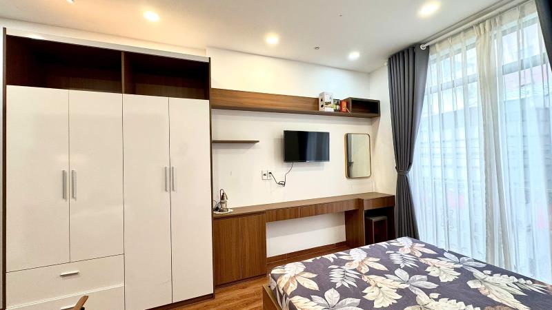 Phòng studio ban công ngay phố ẩm thực phan xích long - thang máy - nhà mới - full nt - Ảnh 3