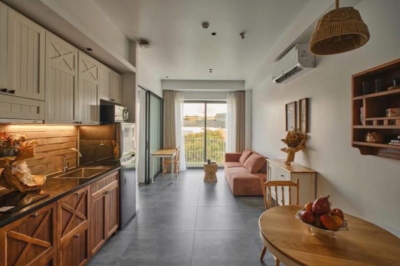 Căn hộ 1pn full nội thất, ban công thoáng gió mát trần đình xu quận 1 gàn bùi viện, chợ bến thành
