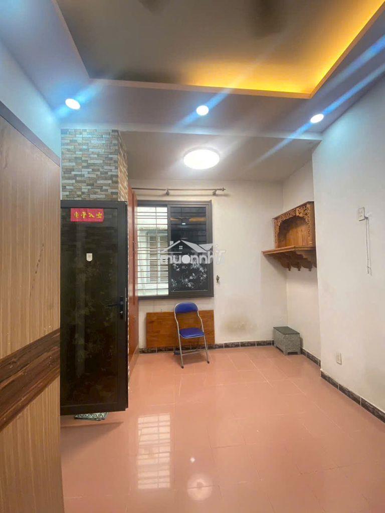 Chính chủ bán chung cư căn góc số 26 ngô quyền