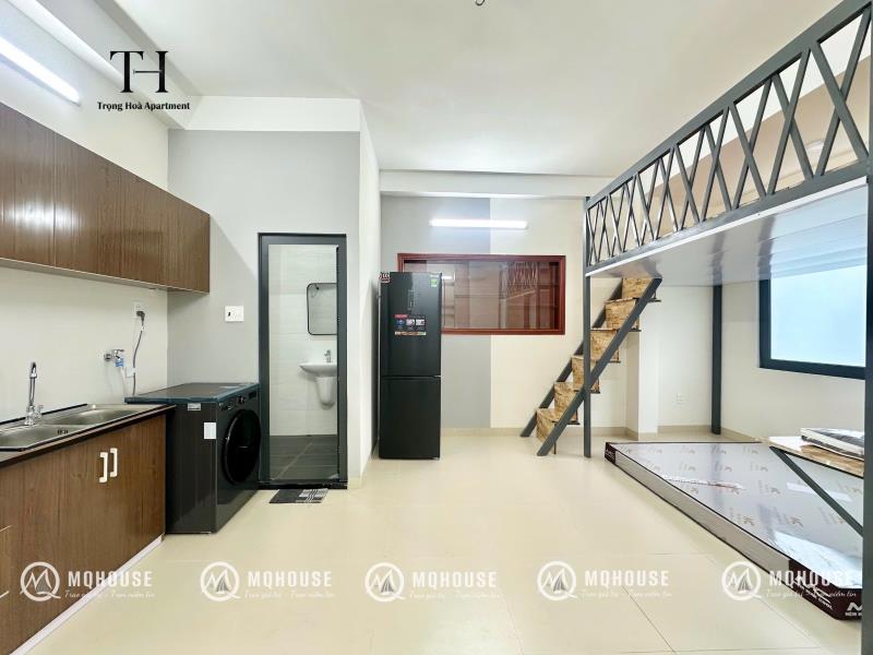 Căn hộ có gác, 2 không gian ngủ, ban công, nhận xe điện bùi hữu nghĩa, bình thạnh gần chợ bà chiểu, q1 - Ảnh 2