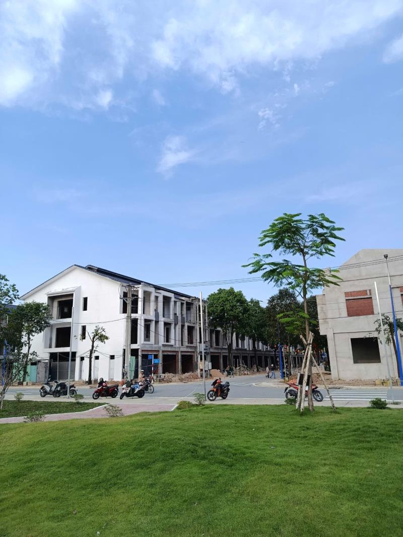 🏡 Shop house ,  – nhà phố becamex tp mới bình dương.  5x30 - 150m²  giá chỉ từ 4,6 tỷ - Ảnh 2