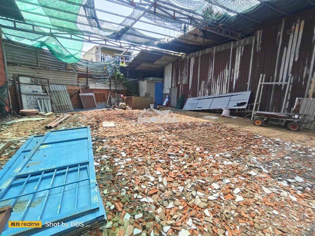 Nhà kho xưởng 160m2 cấp4 ql13 gần đh luật - vạn phúc 10triệi - Ảnh 4