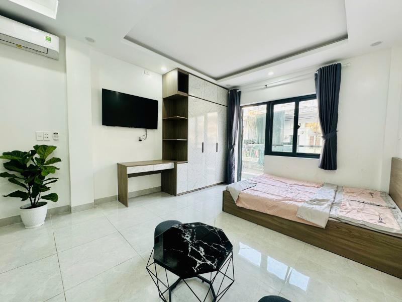 Cho thuê căn hộ có máy giặt riêng - cửa sổ - giáp q1 - ngã tư hàng xanh - bình thạnh - Ảnh 4