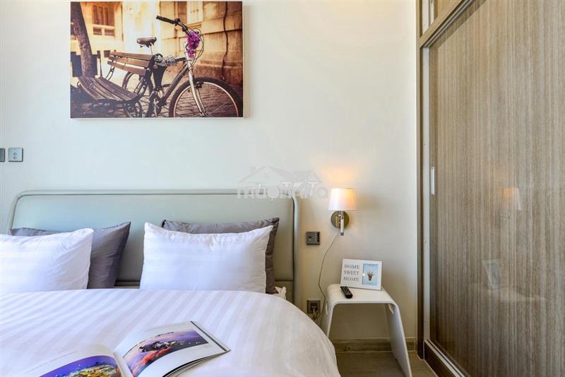 Cho thuê căn hộ 1 phòng ngủ vinhomes central park view thoáng