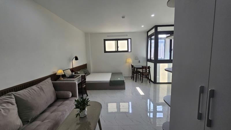 Cho thuê studio 40m2 tone sáng - full nội thất - ngay tại ung văn khiêm, bình thạnh gần ngã tư hàng xanh, thuận tiện di chuyển qua quận 2, quận 1
