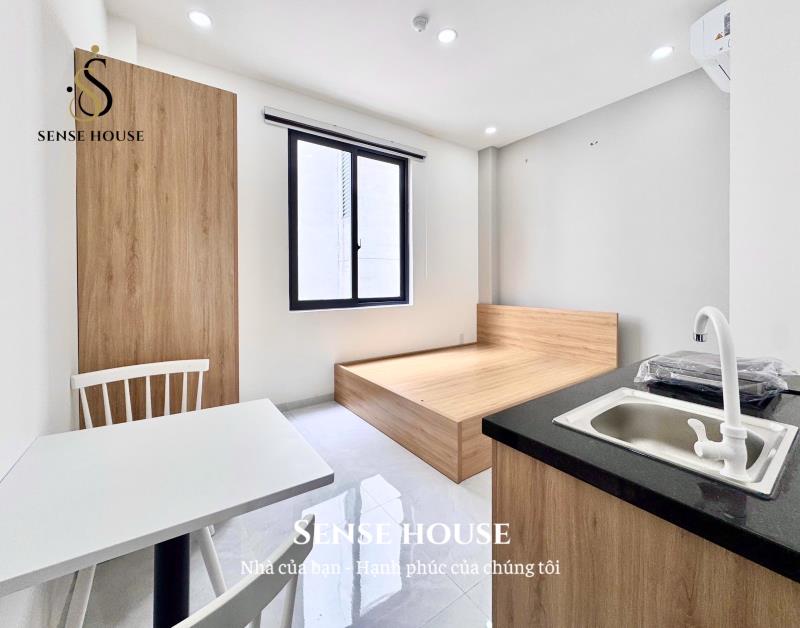 Chính chủ cho thuê chdv cao cấp có view kính - full nội thất - cửa sổ trời | ngay lê trọng tấn - tân phú