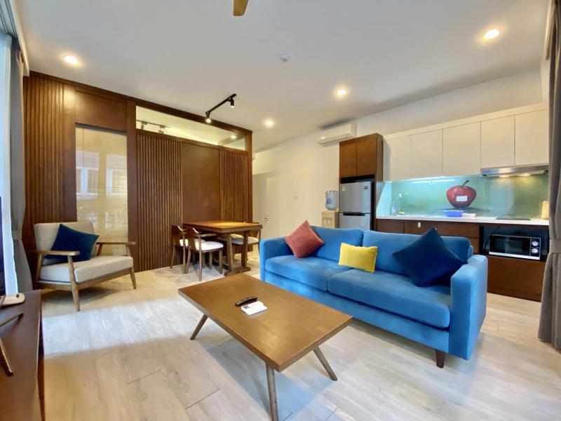 Cho thuê chdv 2pn - 50m2 full nội thất hiện đại có bồn tắm - ngay tại hai bà trưng, quận 3 gần chợ tân định và giáp với quận 1 - Ảnh 2