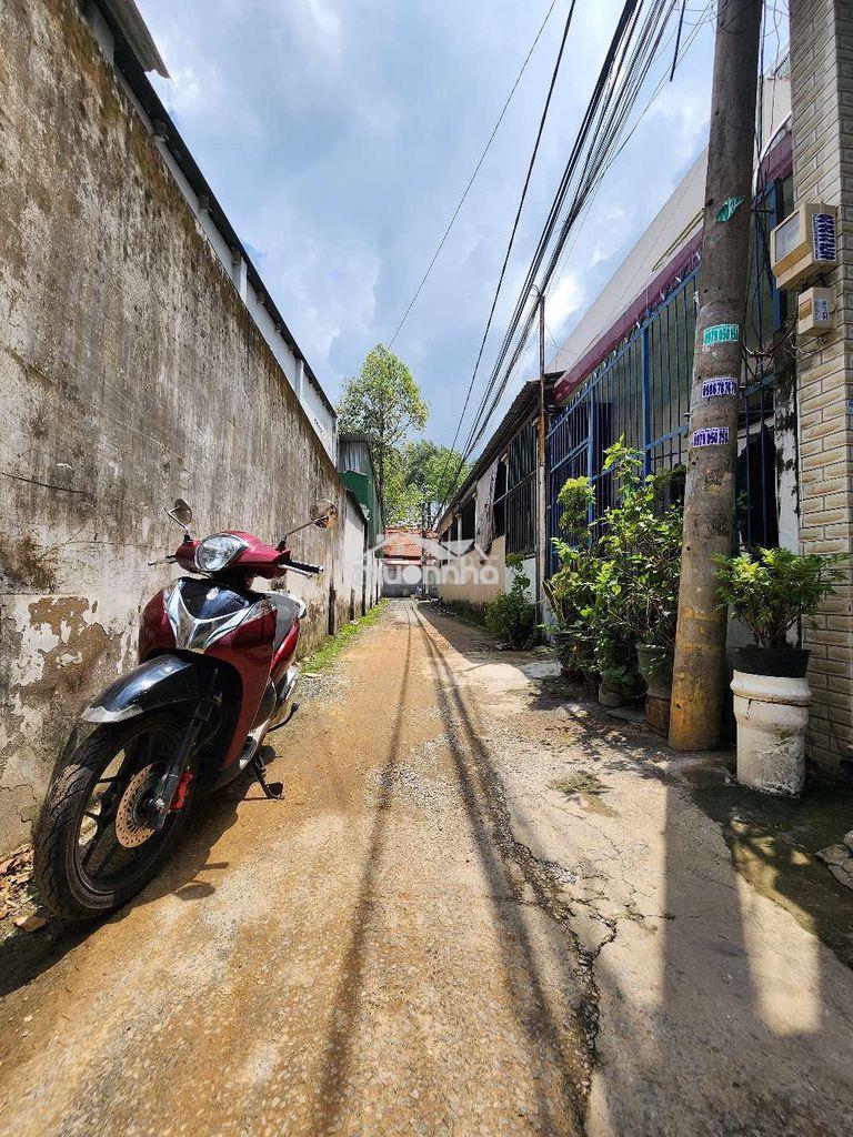 Nhà 1 xẹt tân hiệp 6, 3 tầng. giá chỉ 3,8 tỷ.