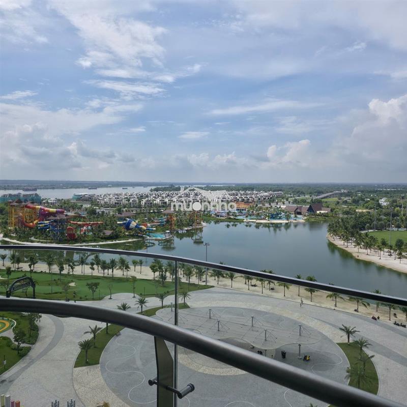 Cho thuê 3pn 100m2 full luxuly view công viên 36ha tại the opus one