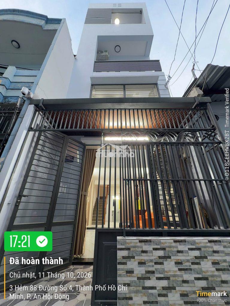 Nhà đẹp 3 lầu chính chủ cần bán  gấp