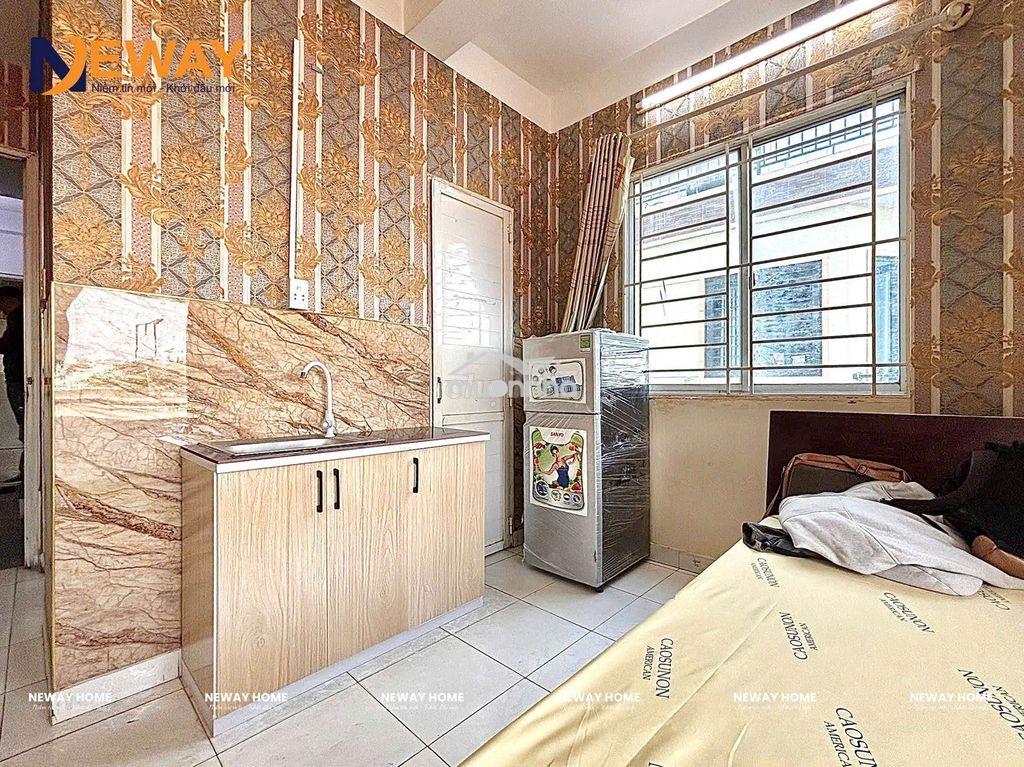 Căn hộ ban công ngay đầm sen - Ảnh 3
