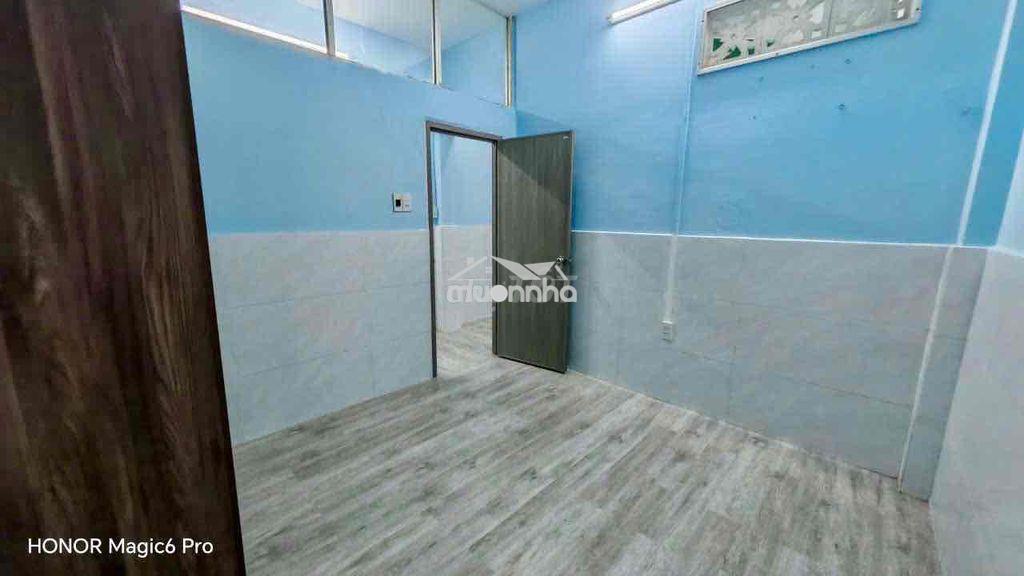 Cho thuê nhà bà điểm có nội thất - Ảnh 3