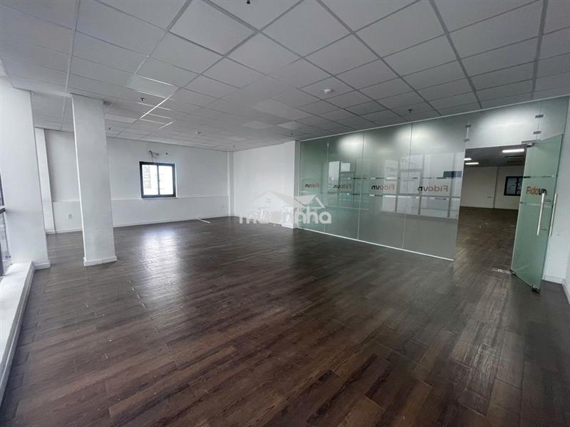 Văn phòng bình thạnh - 233m2 - giá 63tr - khu vực đẳng cấp, view đẹp