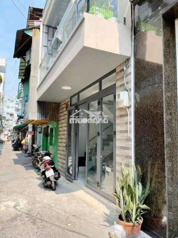 Cho thuê nhà trần phú q5 xe hơi đậu trước nhà - Ảnh 2