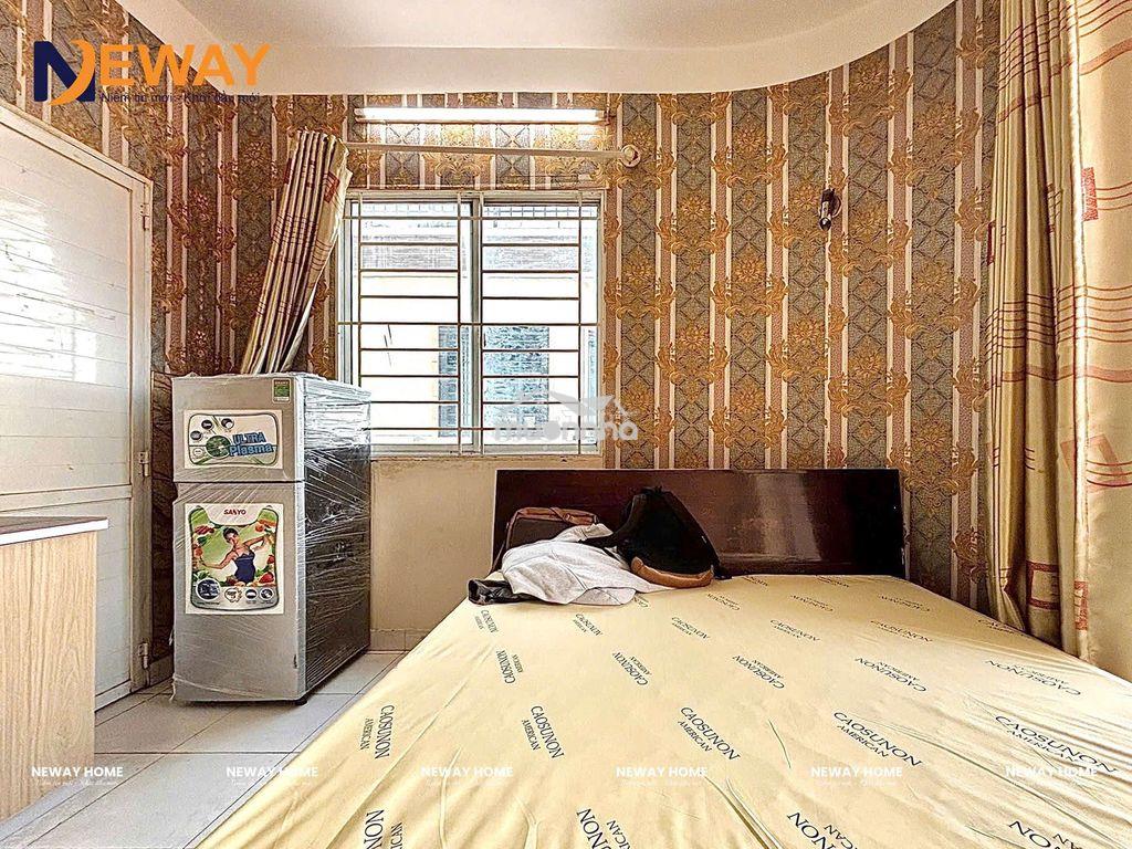 Căn hộ ban công ngay đầm sen - Ảnh 4