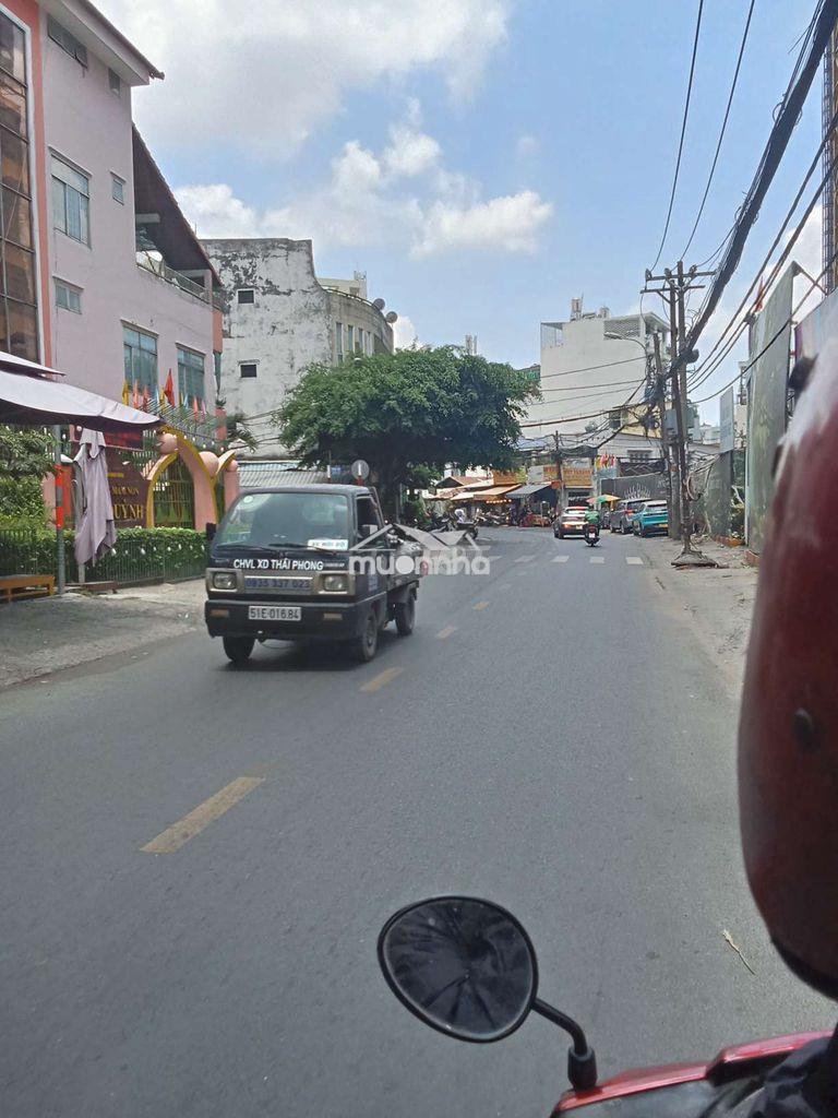 Cho thuê nhà hẻm xe hơi đường trần bình trọng