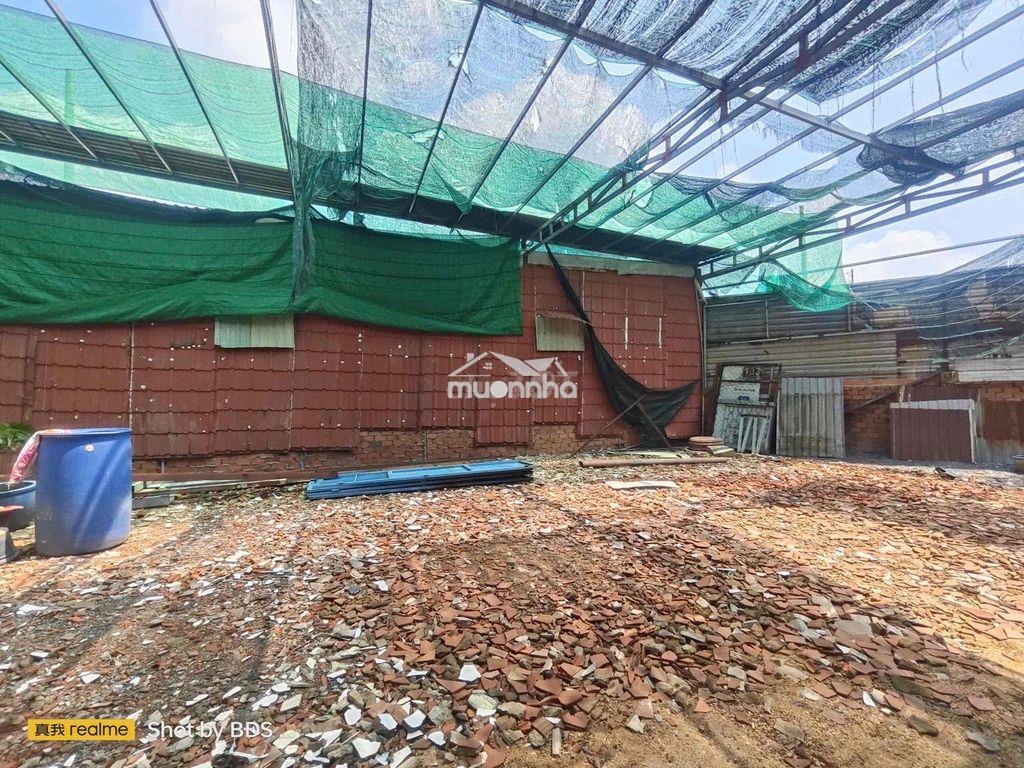 Nhà kho xưởng 160m2 cấp4 ql13 gần đh luật - vạn phúc 10triệi - Ảnh 2