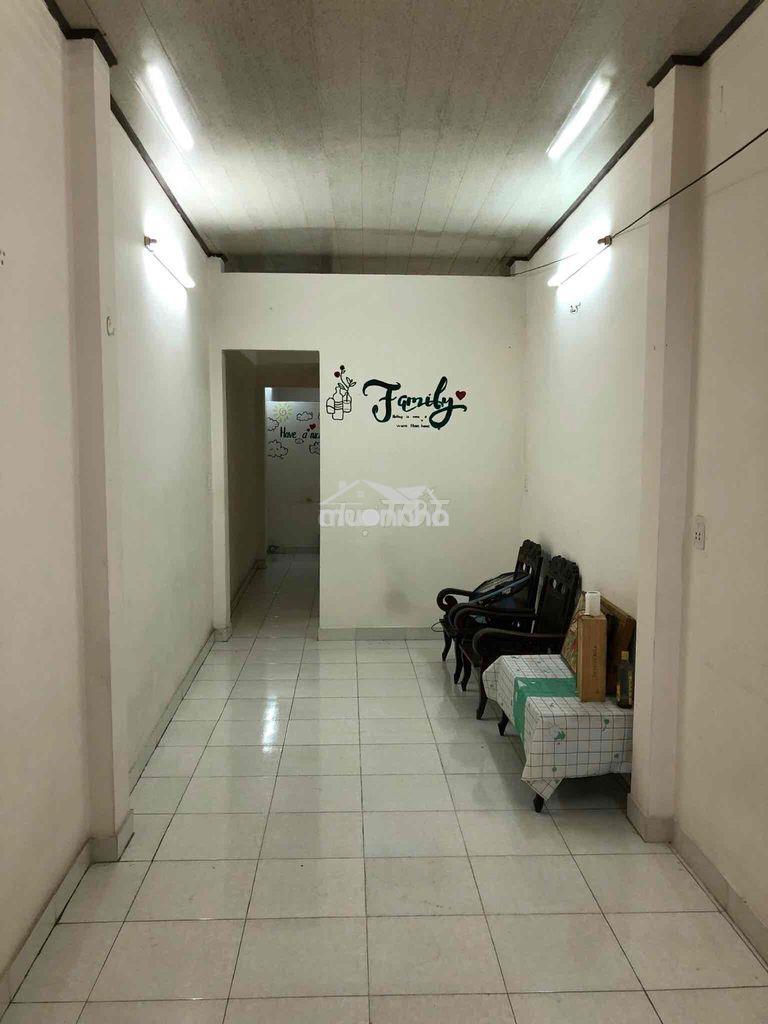 Cho thuê lầu 1 60m2 ở đường lê ngã quận tân phú - Ảnh 3