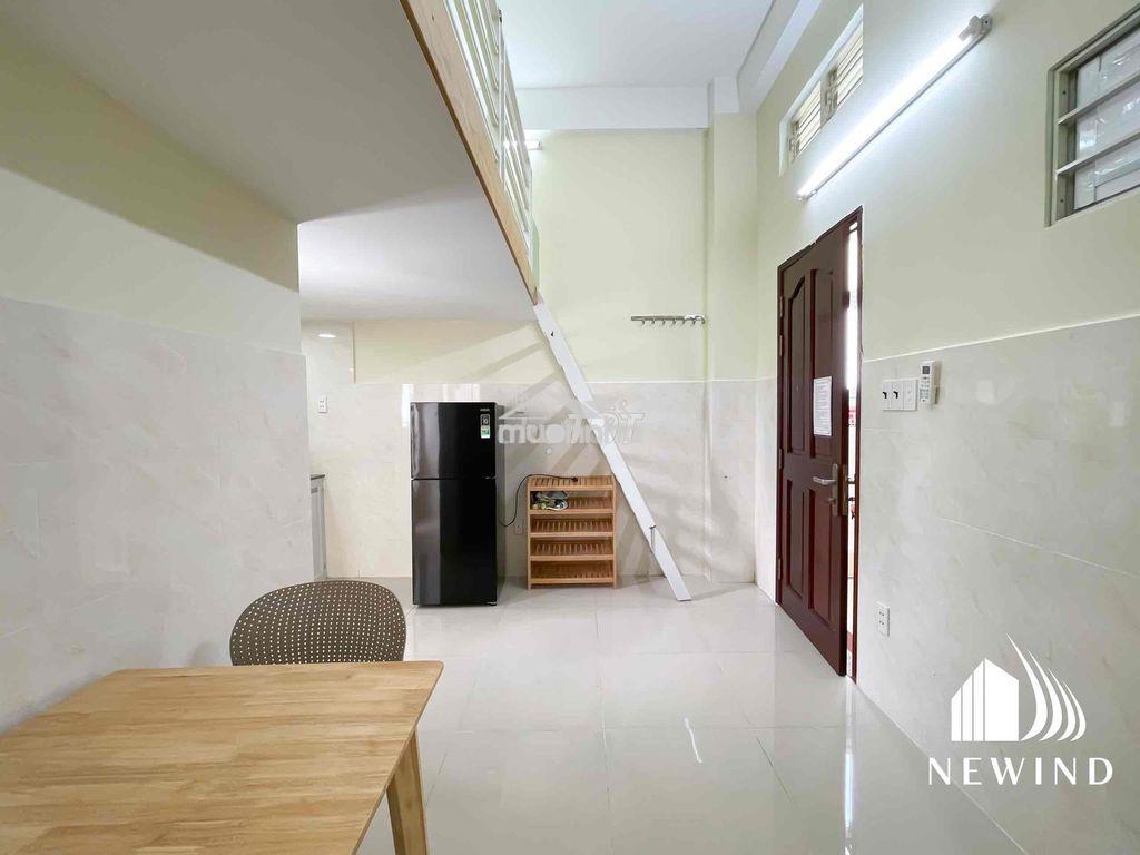 Phòng gác cao rộng thoáng đầy đủ nội thất gần pv gas tiện về lotte q7 - Ảnh 2