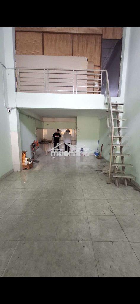 Cho thuê nhà 4x20m 1 lửng hxt lê trọng tấn - Ảnh 2