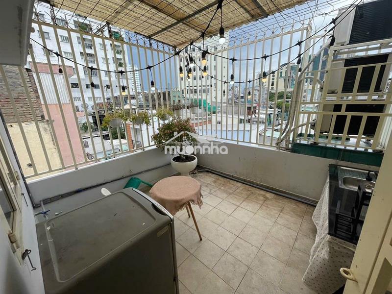 Penthouse thang máy - nguyễn trãi quận 1 - freexe -view cực chill