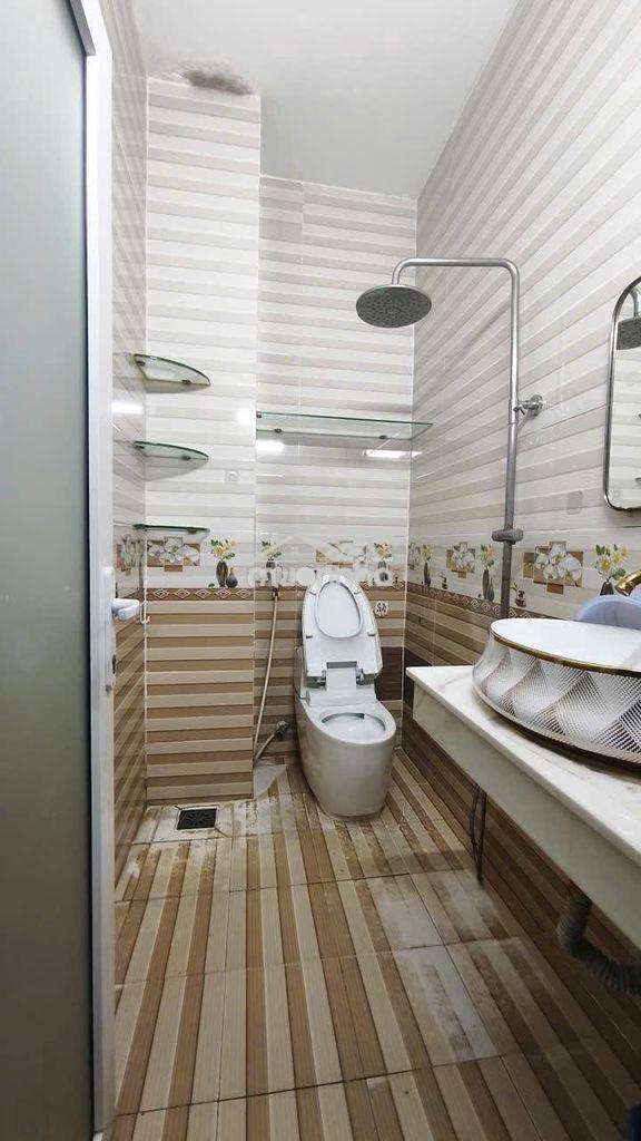 Cho thuê nhà nguyên căn hẻm gò dầu- dt 4x18- 2 lầu- 4pn chỉ 18tr  - Ảnh 3