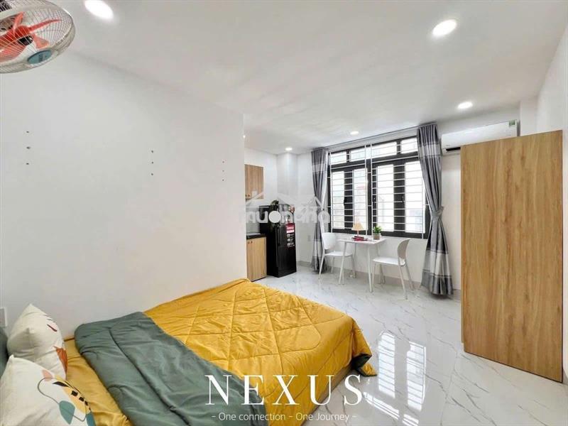 Studio full nội thất cửa sổ trời bao thoáng