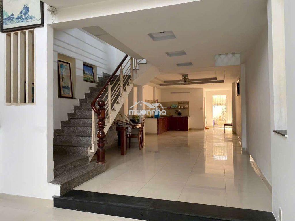 Cần cho thuê nhà pđht  gần chợ cầu. dt 4 x20.1 trệt 1 lửng 5pn 4ws  - Ảnh 2