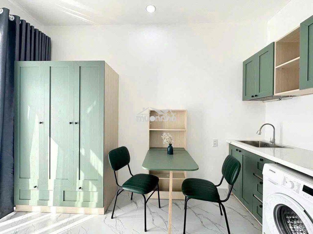 Studio ban công full nội thất cực thoáng - Ảnh 4