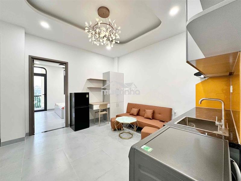 1 phòng ngủ, 1 phòng khách, full nội thất, ban công như hình