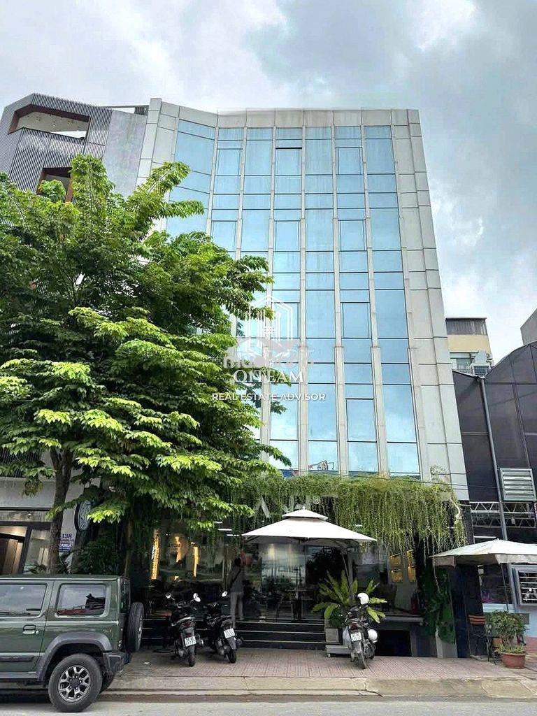Cho thuê tòa nhà đẹp sàn trống suốt – quận 2 | 10x20m | có hầm